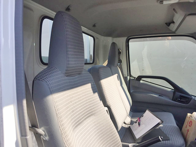 トヨタダイナ平ボディ小型（2t・3t）[写真16]