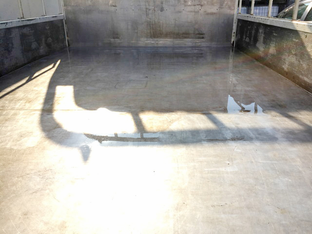 トヨタダイナ平ボディ小型（2t・3t）[写真08]