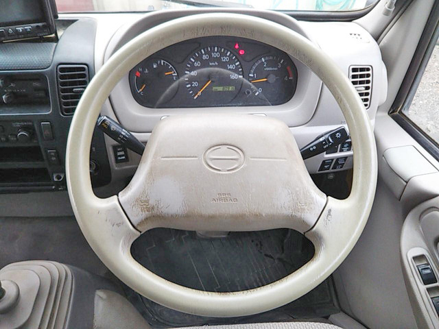 日野デュトロアルミウイング小型（2t・3t）[写真35]