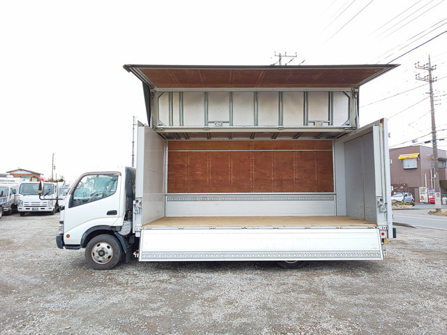 日野デュトロアルミウイング小型（2t・3t）[写真06]