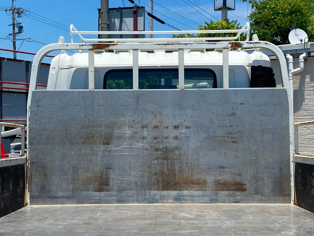 トヨタダイナ平ボディ小型（2t・3t）[写真12]