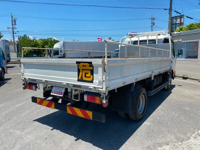 トヨタダイナ平ボディ小型（2t・3t）[写真02]