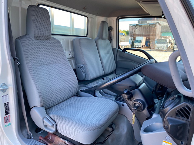 トヨタダイナ平ボディ小型（2t・3t）[写真30]