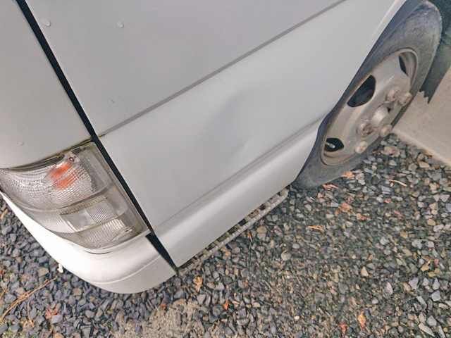 いすゞエルフダンプ・クレーン付小型（2t・3t）[写真14]