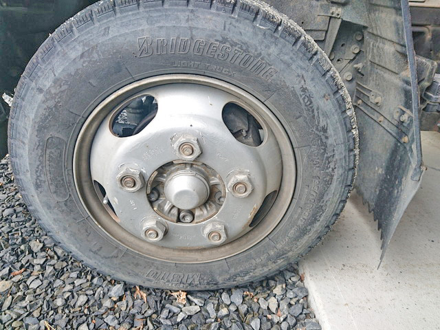 いすゞエルフダンプ・クレーン付小型（2t・3t）[写真15]