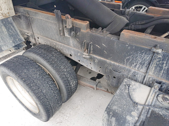 いすゞエルフダンプ・クレーン付小型（2t・3t）[写真17]