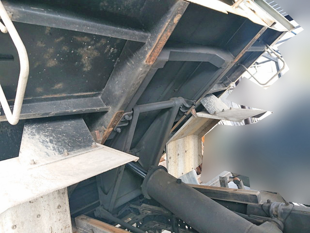 いすゞエルフダンプ・クレーン付小型（2t・3t）[写真18]