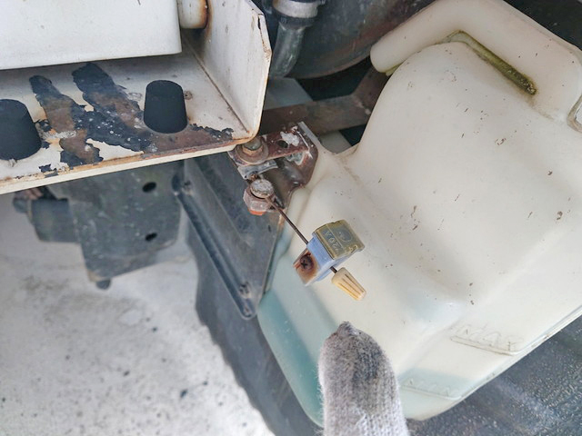 いすゞエルフダンプ・クレーン付小型（2t・3t）[写真22]