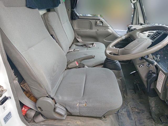 いすゞエルフダンプ・クレーン付小型（2t・3t）[写真25]