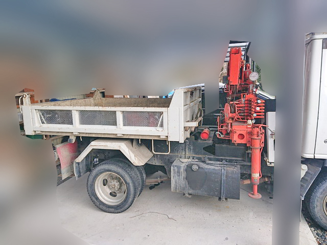 いすゞエルフダンプ・クレーン付小型（2t・3t）[写真04]