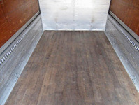 三菱ふそうファイターアルミウイング中型（4t）[写真13]