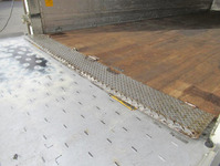 三菱ふそうファイターアルミウイング中型（4t）[写真15]