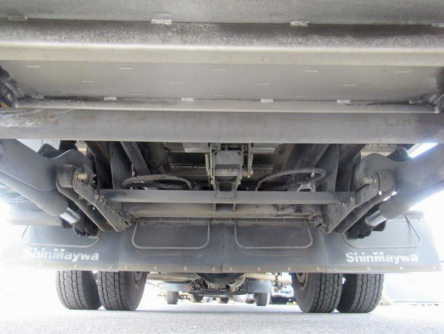 三菱ふそうファイターアルミウイング中型（4t）[写真26]