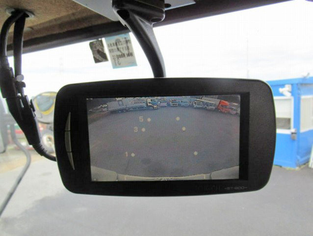 三菱ふそうファイターアルミウイング中型（4t）[写真37]