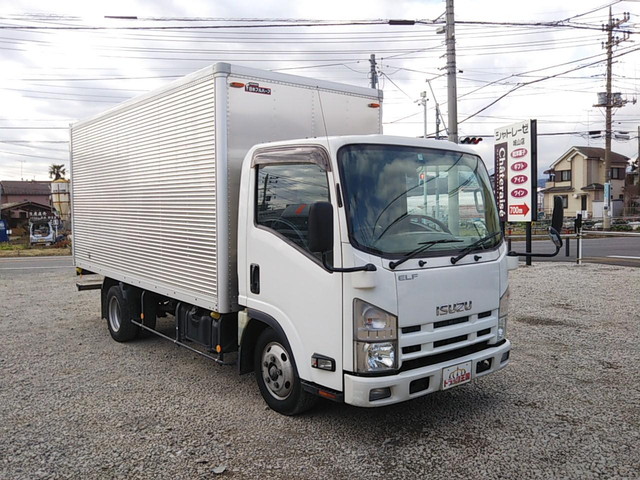 いすゞエルフアルミバン小型（2t・3t）[写真03]