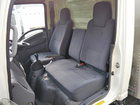 いすゞエルフアルミバン小型（2t・3t）[写真33]