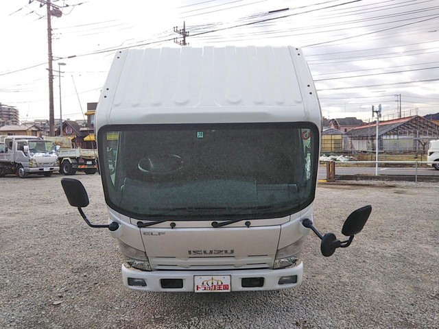 いすゞエルフアルミバン小型（2t・3t）[写真09]