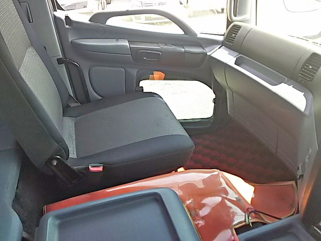 日野プロフィアトレーラーヘッド（トラクターヘッド）大型（10t）[写真23]