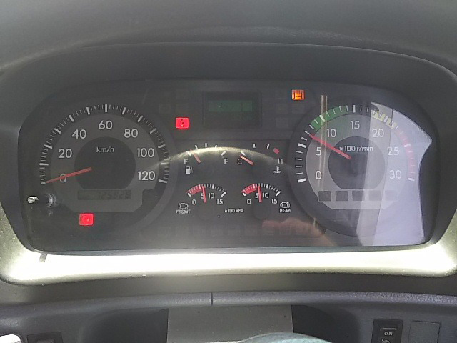 日野プロフィアトレーラーヘッド（トラクターヘッド）大型（10t）[写真27]