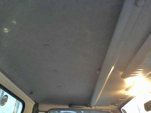 日産アトラス平ボディ小型（2t・3t）[写真21]