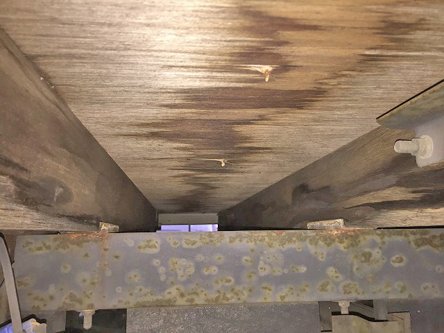 日産アトラス平ボディ小型（2t・3t）[写真09]