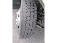 三菱ふそうキャンター平ボディ小型（2t・3t）[写真14]