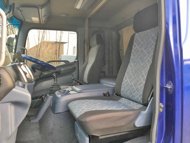 日野レンジャーユニック4段中型（4t）[写真29]