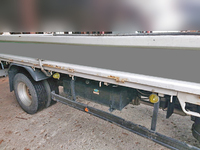 三菱ふそうキャンター平ボディ小型（2t・3t）[写真04]