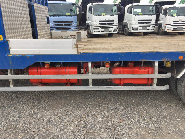 三菱ふそうファイターセルフローダー中型（4t）[写真13]