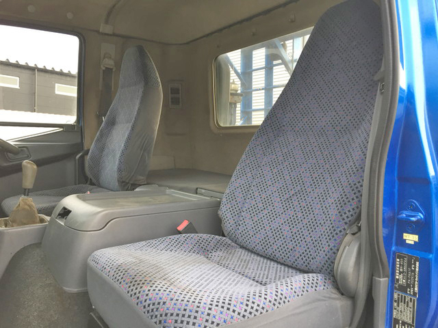 三菱ふそうファイターセルフローダー中型（4t）[写真26]