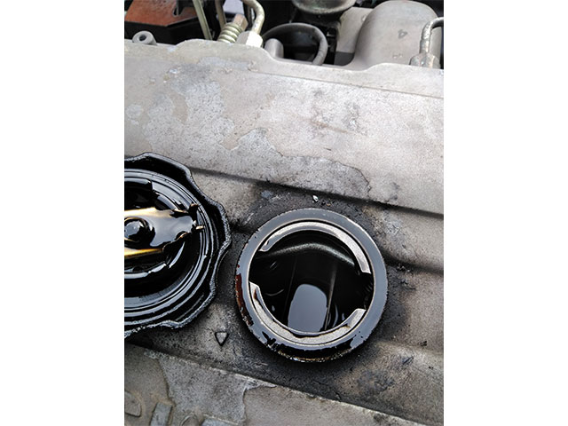 三菱ふそうキャンターユニック4段小型（2t・3t）[写真15]