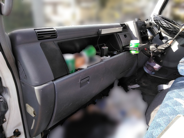 三菱ふそうキャンターユニック4段小型（2t・3t）[写真16]