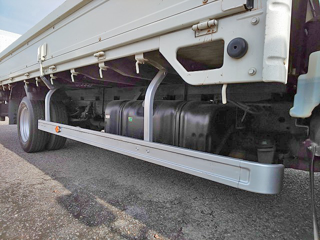 いすゞエルフ平ボディ小型（2t・3t）[写真18]