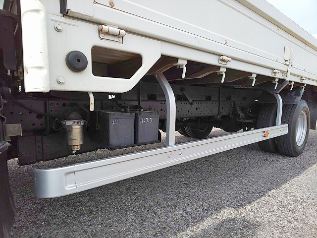 いすゞエルフ平ボディ小型（2t・3t）[写真19]