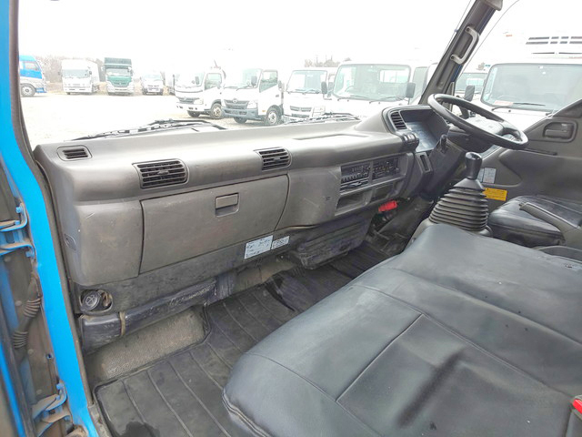 いすゞエルフダンプ小型（2t・3t）[写真31]