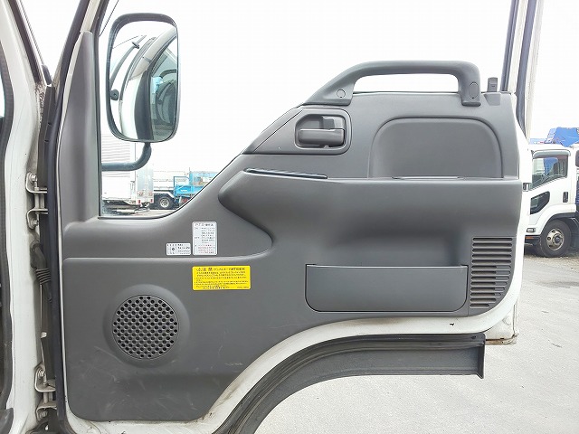 いすゞエルフクレーン5段小型（2t・3t）[写真28]