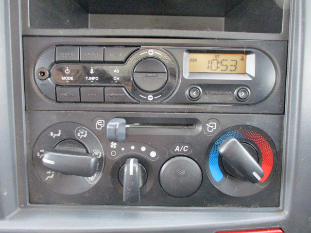 いすゞエルフ平ボディ小型（2t・3t）[写真25]