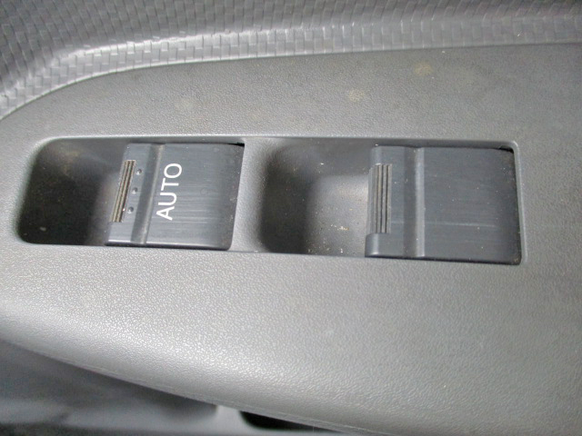 いすゞエルフ平ボディ小型（2t・3t）[写真27]