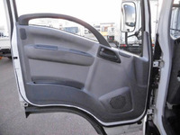 いすゞエルフパネルバン小型（2t・3t）[写真27]