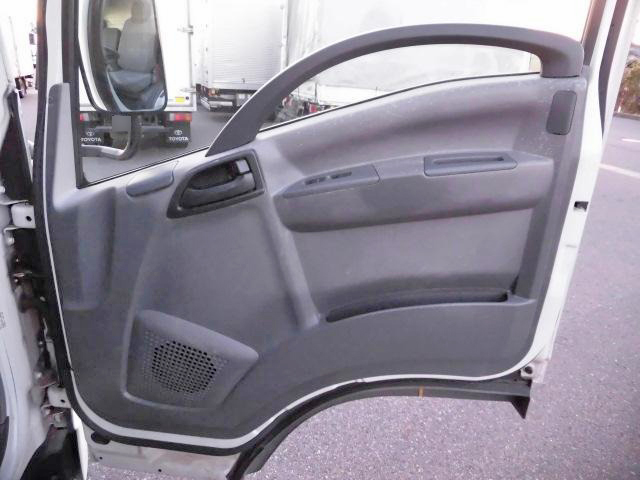 いすゞエルフパネルバン小型（2t・3t）[写真28]