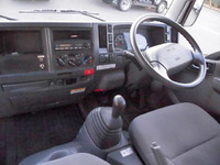 いすゞエルフパネルバン小型（2t・3t）[写真34]