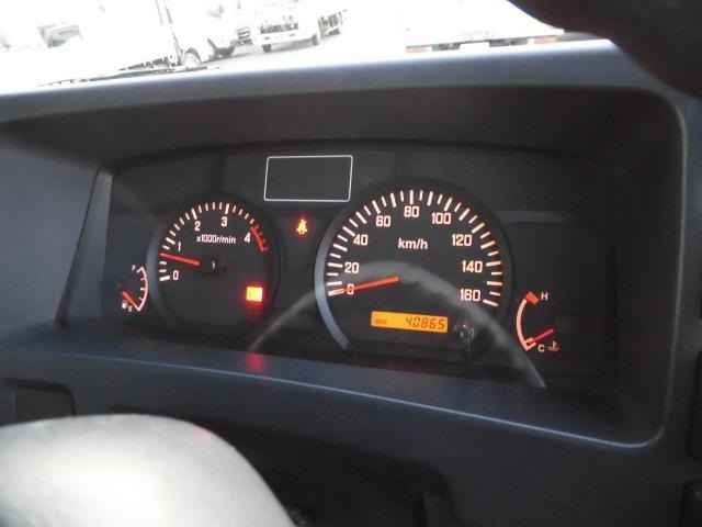 いすゞエルフパネルバン小型（2t・3t）[写真37]