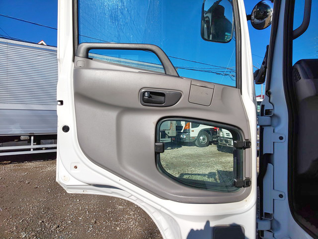 UDトラックスコンドルアルミウイング中型（4t）[写真28]