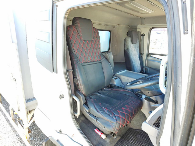 UDトラックスコンドルアルミウイング中型（4t）[写真31]