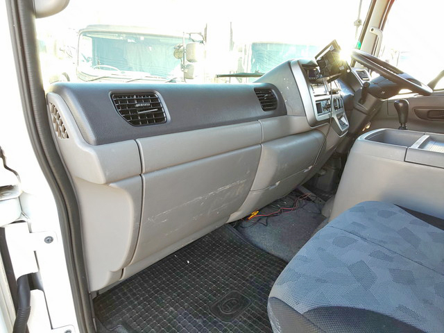 UDトラックスコンドルアルミウイング中型（4t）[写真34]