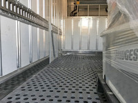 三菱ふそうキャンター冷凍車（冷蔵車）小型（2t・3t）[写真07]