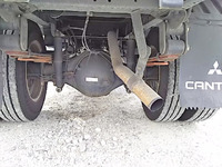 三菱ふそうキャンター平ボディ小型（2t・3t）[写真11]