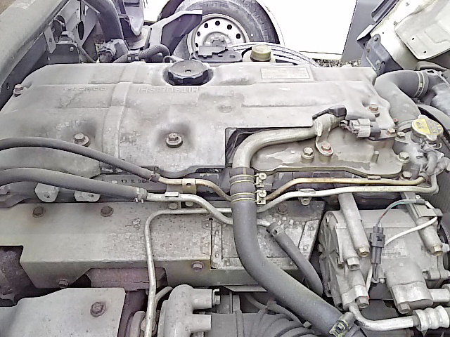 三菱ふそうキャンター平ボディ小型（2t・3t）[写真17]