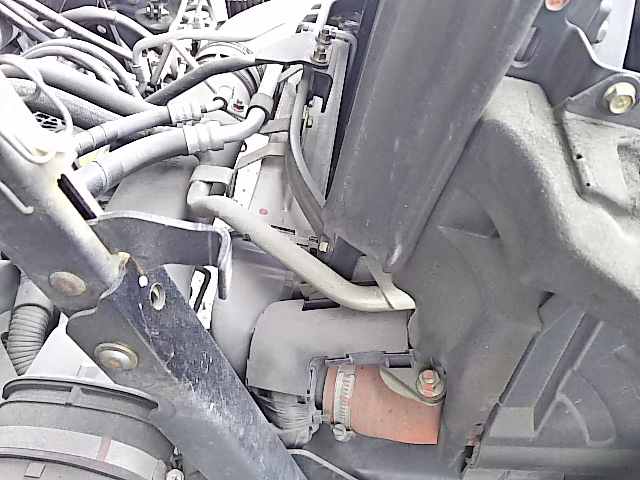 三菱ふそうキャンター平ボディ小型（2t・3t）[写真18]