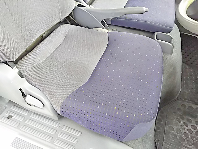 三菱ふそうキャンター平ボディ小型（2t・3t）[写真21]